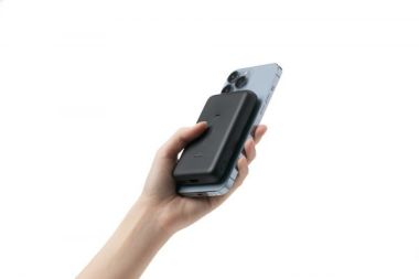 Sạc dự phòng hít từ tính Innostyle Powergo Magnectic 10000Mah